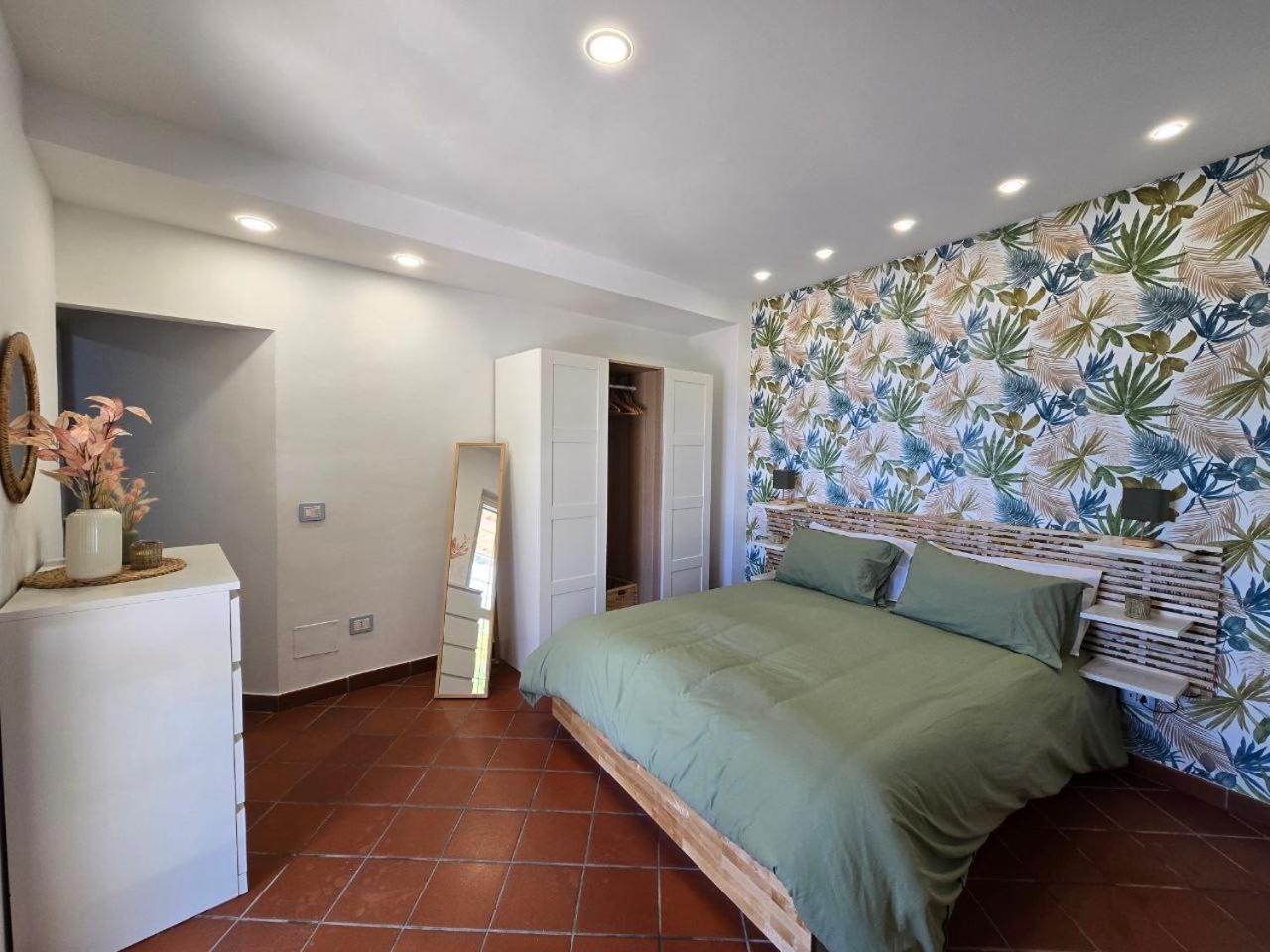 Your Nest On The Path Positano